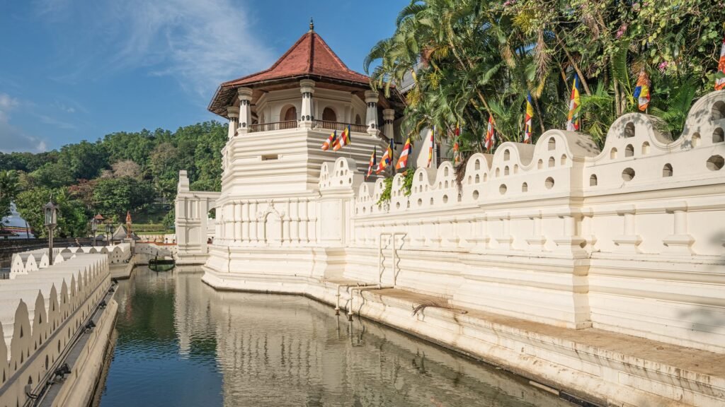 Temple of the Sacred Tooth Relic, Kandy